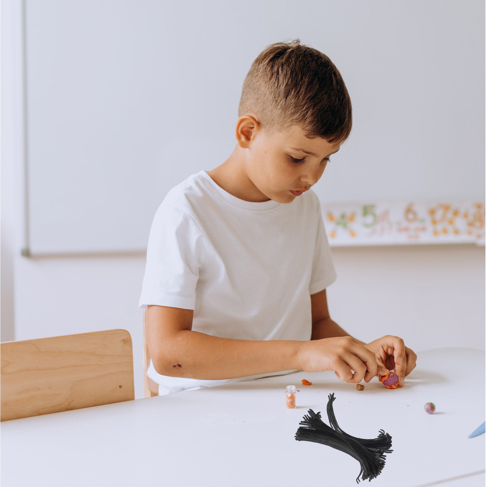 Kids Education Design - 300本入りDIYツイストロッド シンプルデザイン 子供向けクラフト用品 想像力と創造性を育む 手作り用品 教育的DIY